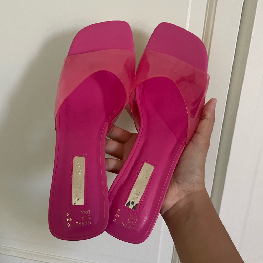 Barbie pink heels
